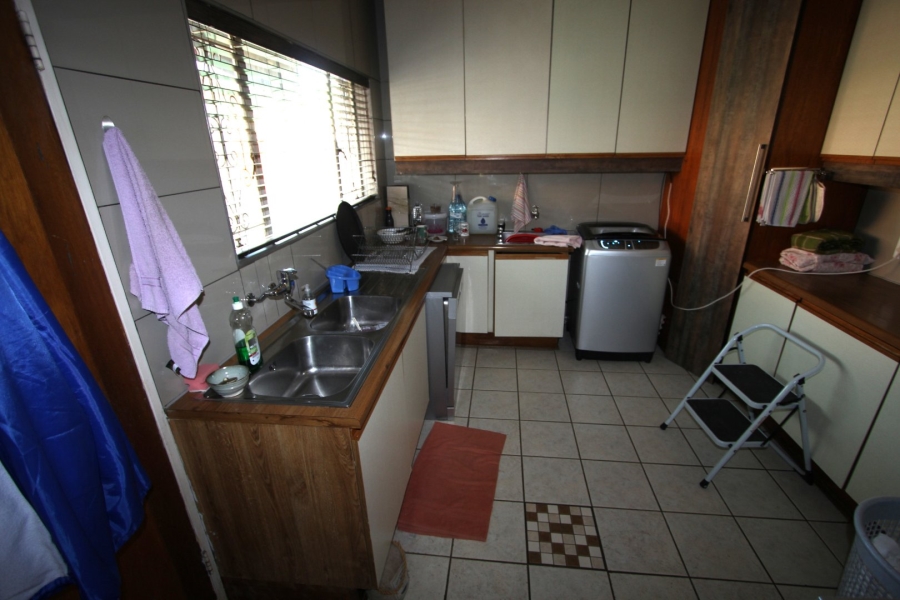 7 Bedroom Property for Sale in Jim Fouchepark Free State